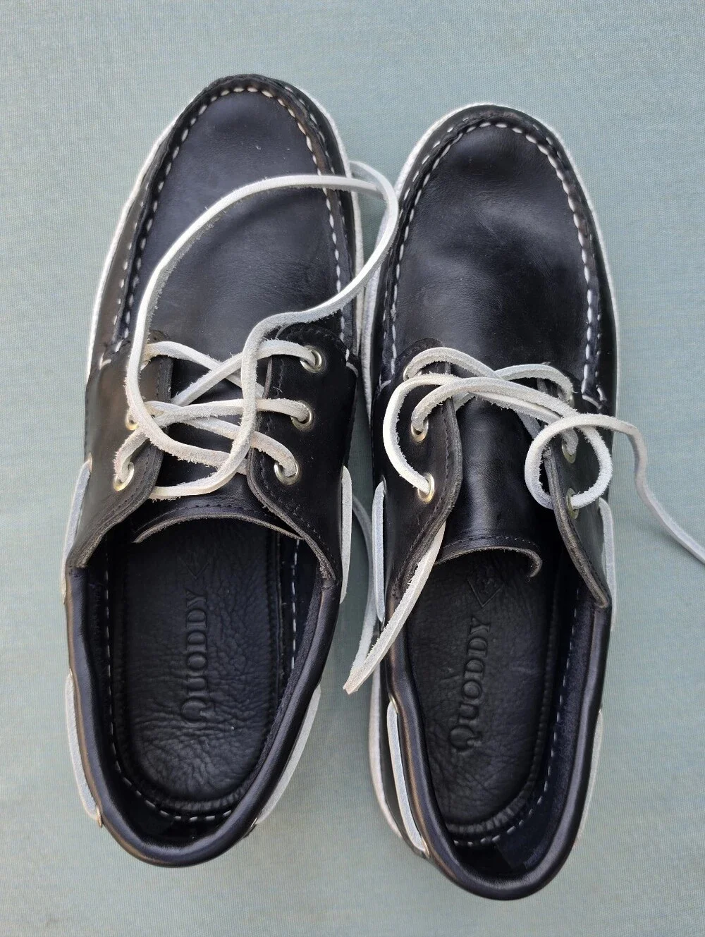 Quoddy Runabout Moccasin Boat Shoe Dark Navy Leather Vibram Outsole Men’s 7.5
